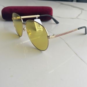 Gucci unisex sunglasses